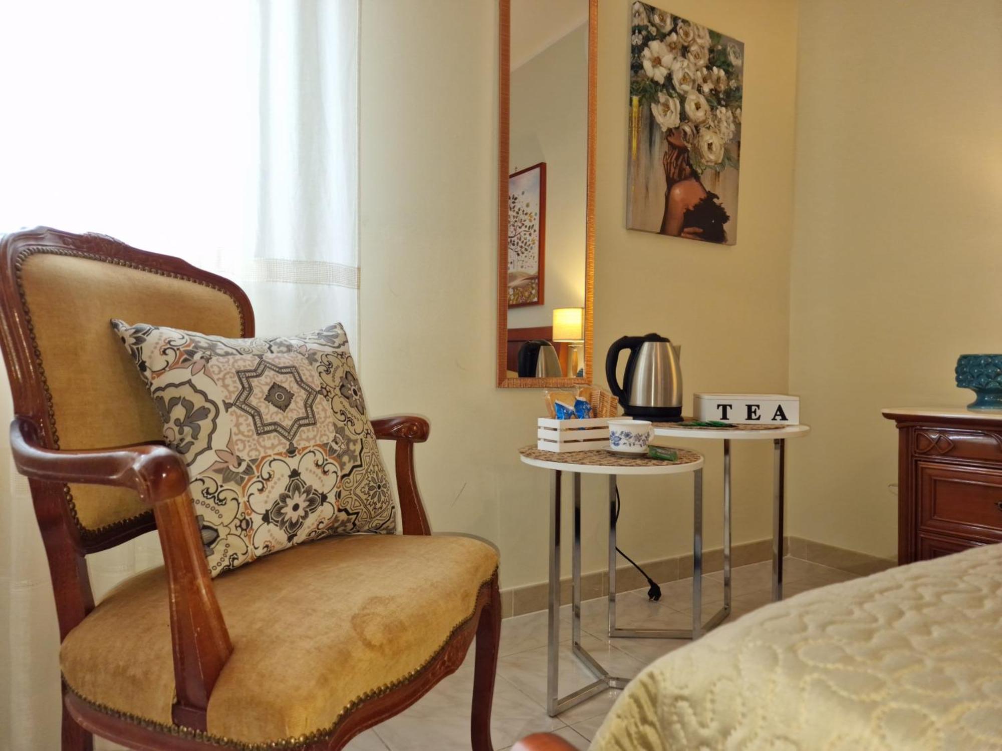 Lorenzo Guest Suite With Free Private Parking-- Cantieri Culturali Palermo Exteriör bild