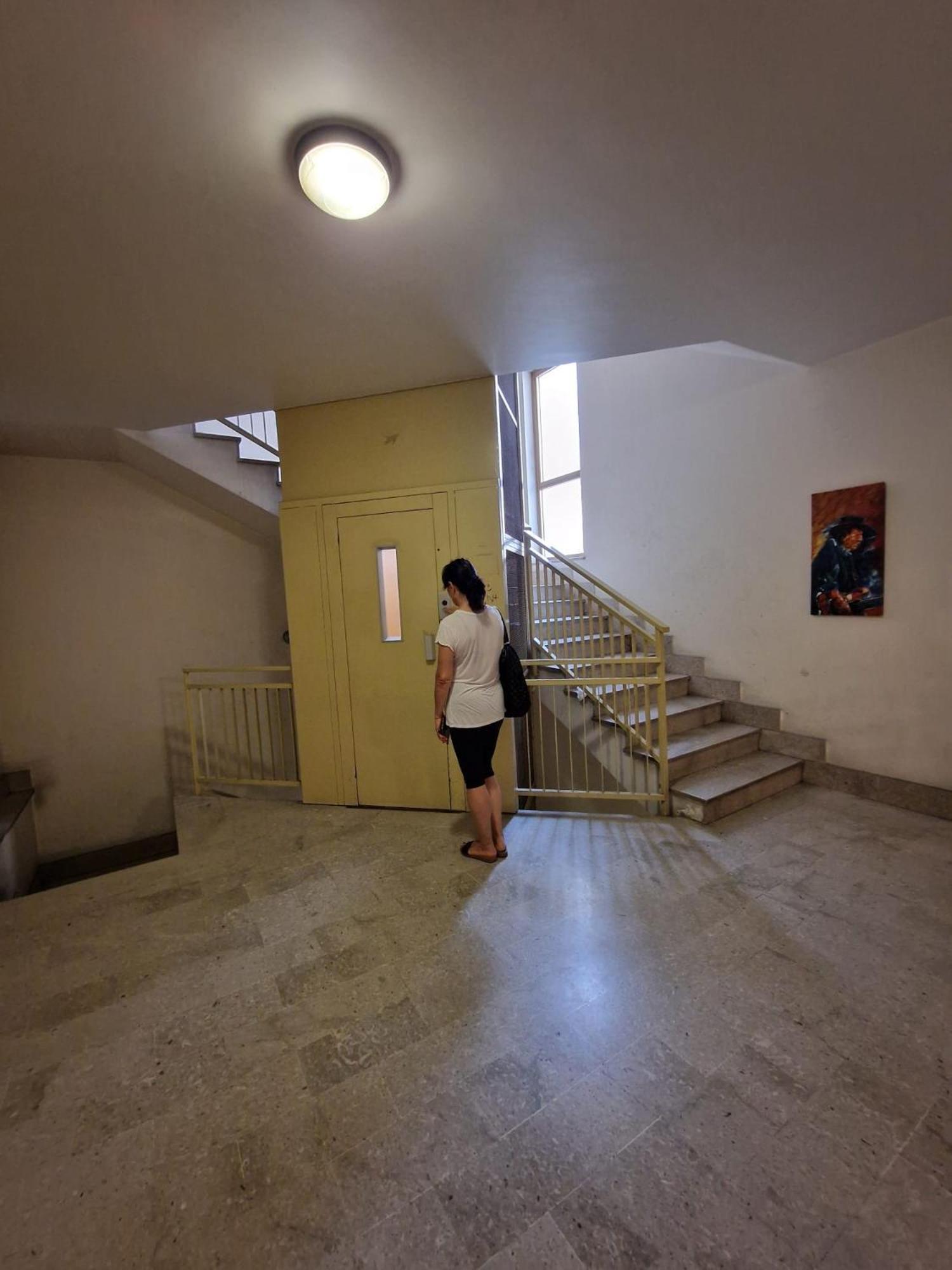 Lorenzo Guest Suite With Free Private Parking-- Cantieri Culturali Palermo Exteriör bild
